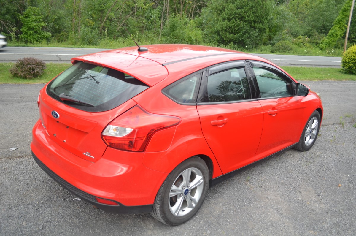 Passenger Car For Sale: 2014 Ford Focus SE